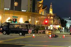 இதே இடத்தில் ஏறத்தாழ ஆறு மாதங்களுக்கு முன்னதாக ஏற்பட்ட மற்றொரு விபத்தில் வேறொரு மோட்டர் சைக்கிள் ஓட்டுநரின் உயிரும் பறிபோனது.