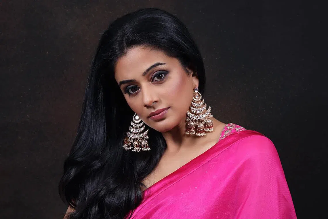 கொள்ளைச் சம்பவத்தின் பின்னணியில் உருவாகும் படத்தில் பிரியாமணி