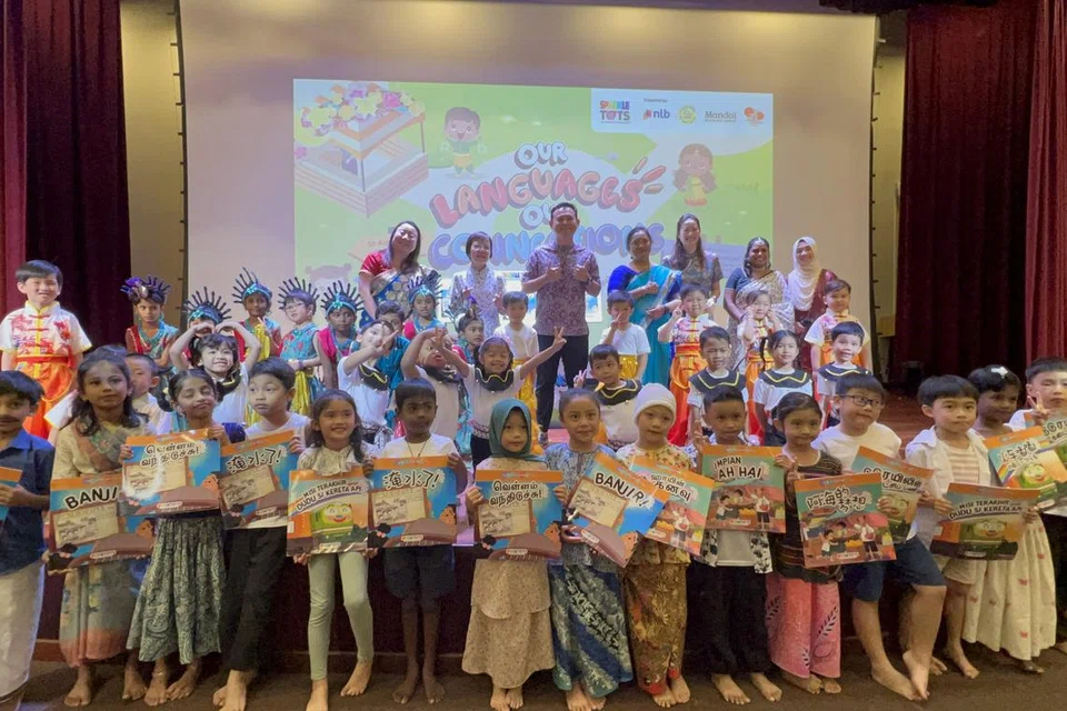 நான்கு மொழிகளில் புதிதாக வெளியான பாலர் கதை நூல் தொடர், சிங்கப்பூரின் வரலாற்றுச் சிறப்புகளை உணர்த்துகிறது.