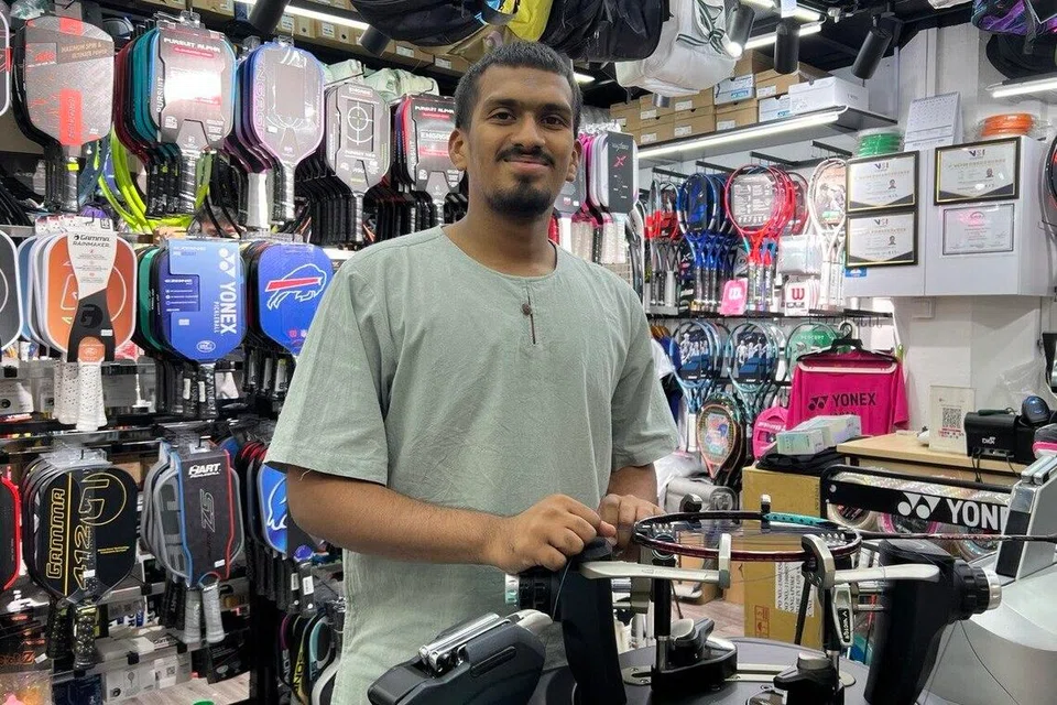 கல்விப் பாதையைவிட்டு, குடும்பத் தொழிலில் ஆர்வம் காட்டிய முகம்மது ஹஷிம்.