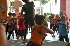 தொடர்ந்து ஓராண்டுக்கு மிதமானதுமுதல் கடுமையானது வரையிலான உடற்பயிற்சியில் ஈடுபடுவோர் மெடி‌‌ஷீல்டு லைஃப் சந்தாவில் தள்ளுபடியைப் பெற ஆரோக்கியப் புள்ளிகளைச் சேகரிக்க முடியும்.