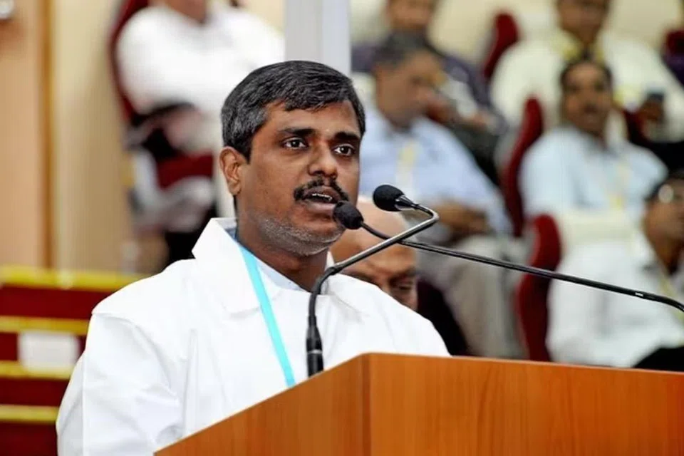 வீரமுத்துவேல்.