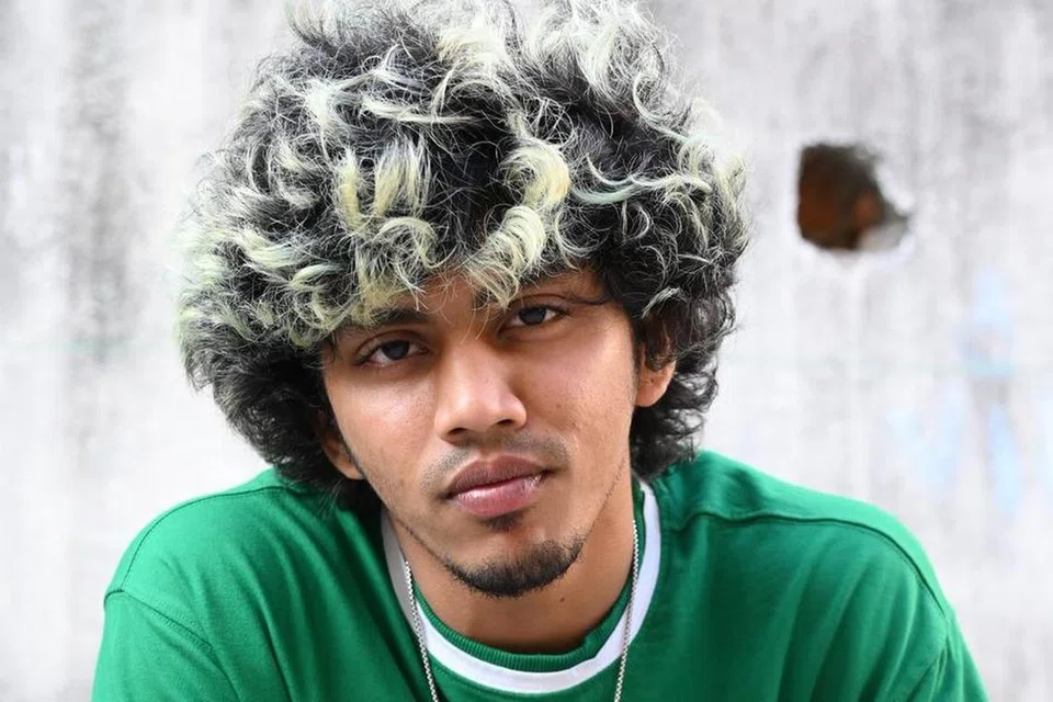 ‘பால் டப்பா’ அனிஷ்.