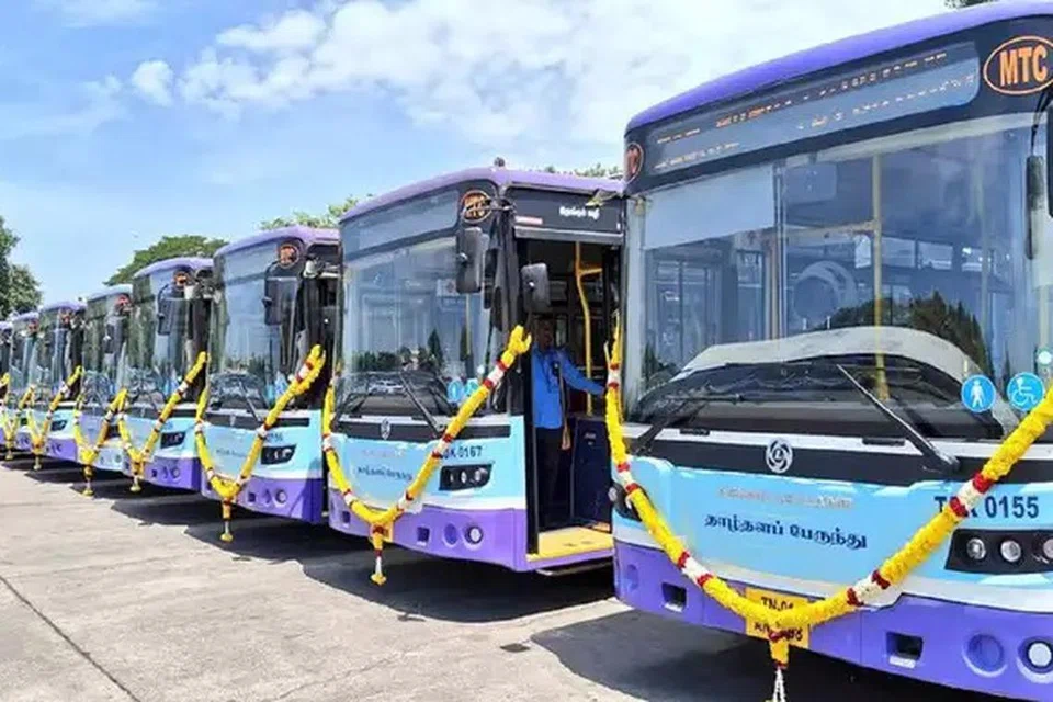 சென்னைச் சாலைகளில் இயக்கப்படவிருக்கும் புதிய தாழ்தளப் பேருந்துகள்.