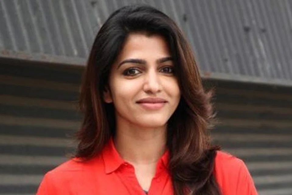 சாய் தன்ஷிகா.