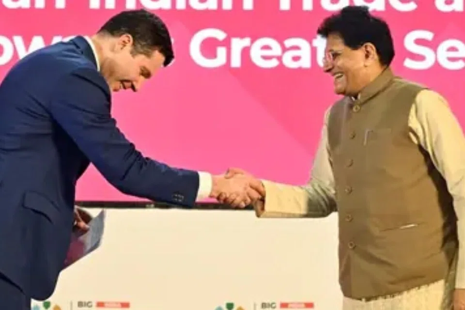 இந்தியாவின் வர்த்தகத் தொழில்துறை அமைச்சர் பியுஷ் கோயல், ரஷ்யாவின் தொழில்துறை வர்த்தக அமைச்சர் அன்டொன் அலிகனோவ் இருவரும் வியாழக்கிழமை (செப்டம்பர் 10) இந்தியத் தலைநகர் புதுடெல்லியில் சந்தித்தனர்.