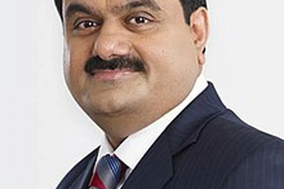 கௌதம் சாந்திலால் அதானி. 