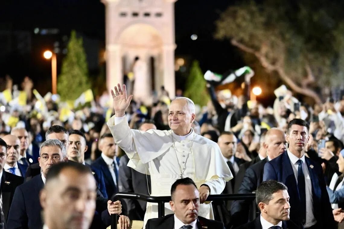 100,000 லெபனான் மக்களுடன் பிரார்த்தனை செய்த போப் 