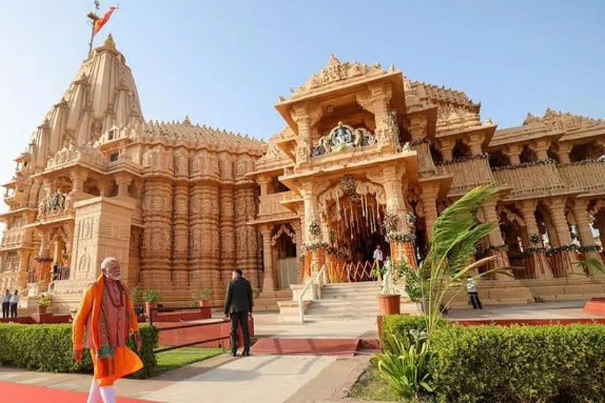 சோமநாதர் கோயில் வரலாற்றை மறைக்கும் முயற்சி முறியடிப்பு: மோடி பெருமிதம்
