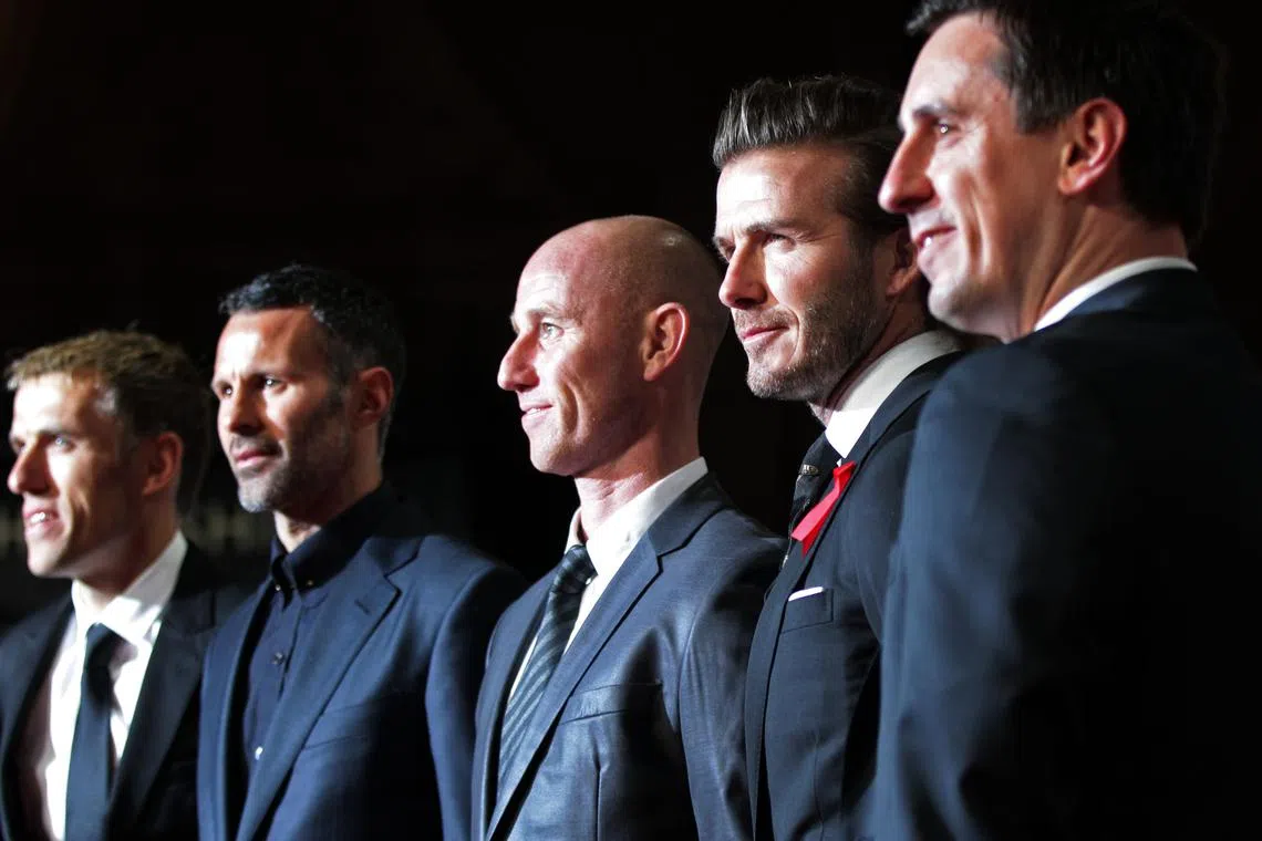 முன்னாள் யுனைடெட் நட்சத்திரங்களின் குழுவுடன் ‘மோதும்’ சிட்டி