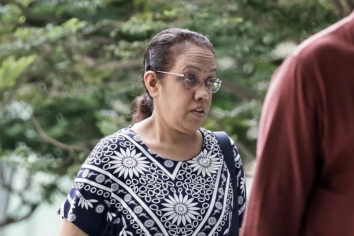 மாணவரை உதைத்துத் துன்புறுத்திய முன்னாள் பாலர் பள்ளி ஆசிரியருக்குச் சிறை