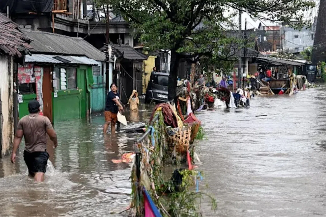 பாலித் தீவில் மழைவெள்ளம்; அறுவர் உயிரிழப்பு