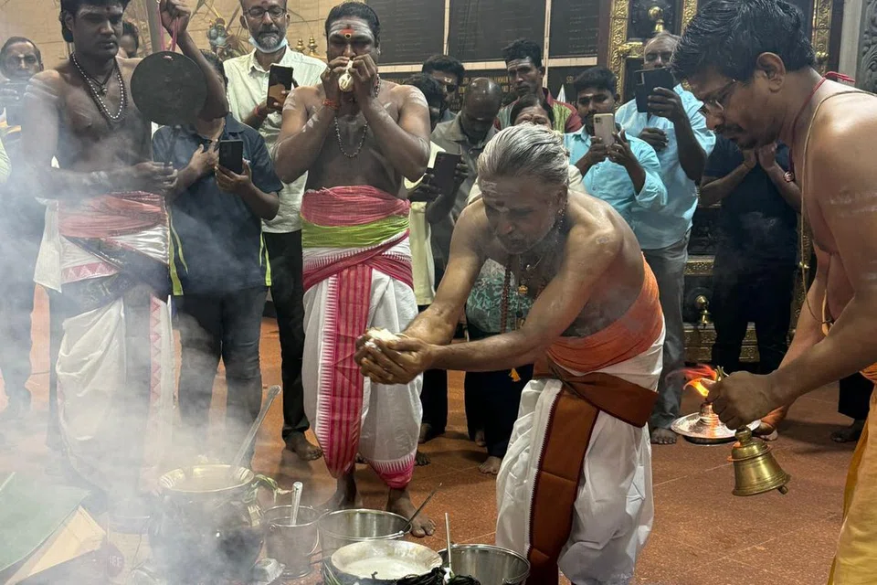 ஸ்ரீ வீரமாகாளியம்மன் கோவிலில் பொங்கல் கொண்டாட்டம்.