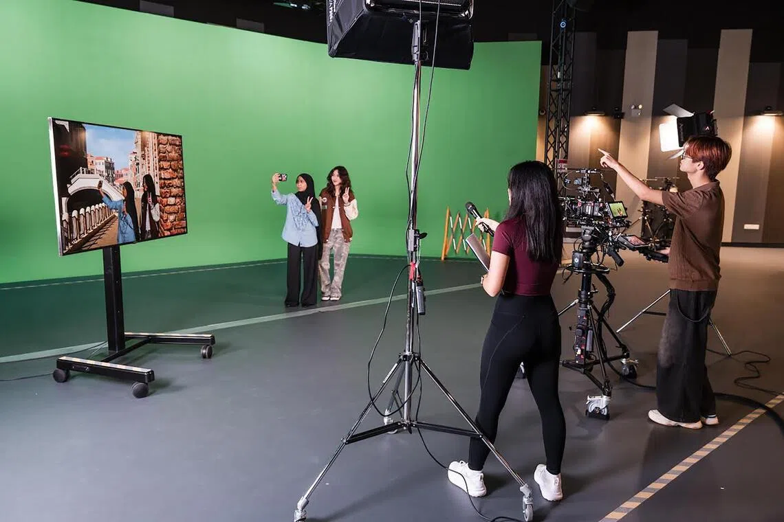 உருமாறும் பலதுறைத் தொழிற்கல்லூரி விரிவுரை மண்டபங்கள்