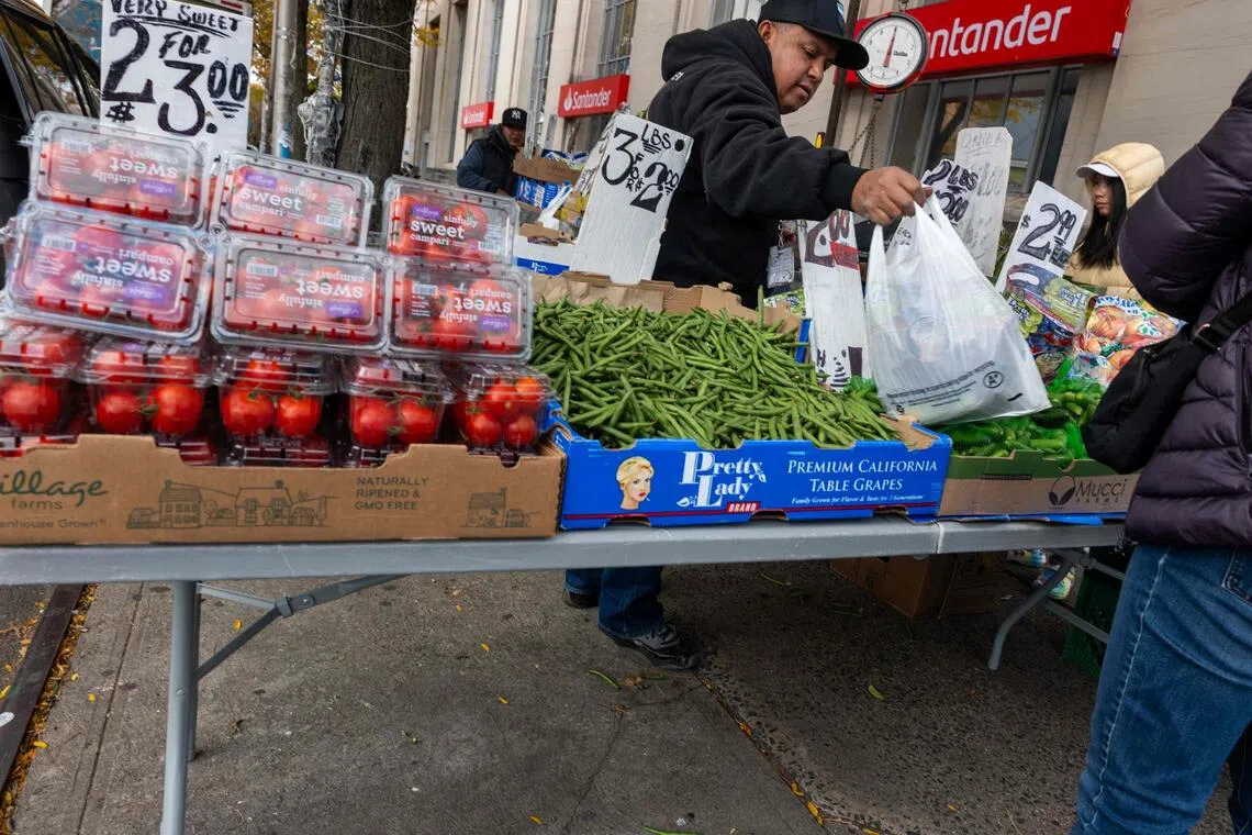 உணவுப் பொருள்கள்மீதான வரிகளை மீட்டுக்கொள்ளும் அமெரிக்கா