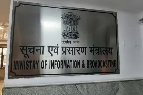 உண்மையை விளக்கும் மறுப்புரைகள் 200 சொற்களுக்குள் சுருக்கமாக இருக்கவேண்டும் என தெரிவிக்கப்பட்டுள்ளது.