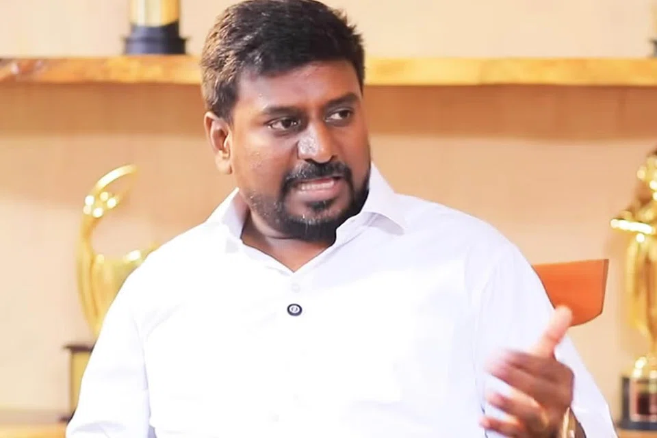 தவெக கொள்கைப் பரப்புச் செயலாளர் ராஜ்மோகன்.