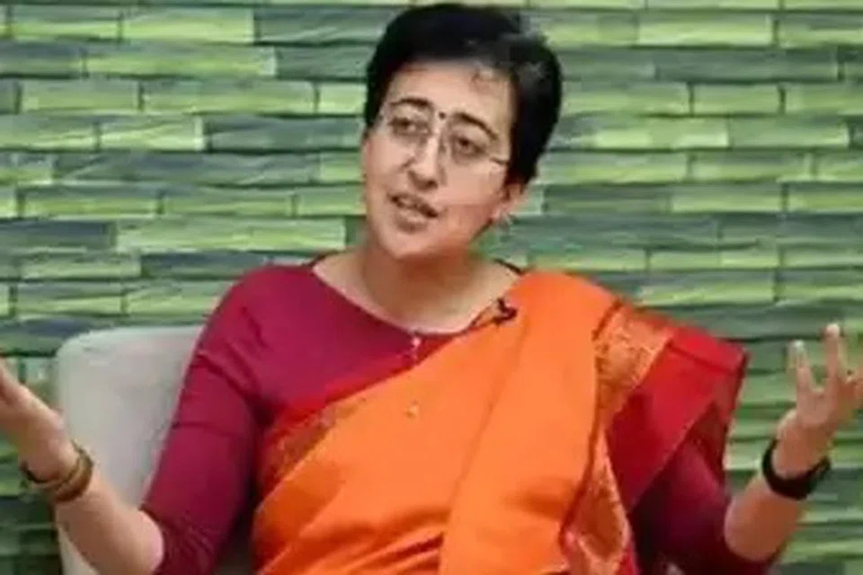 முதல்வர் அதிஷி.