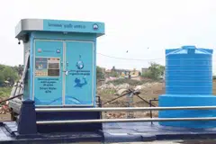பொதுமக்கள் 1 லிட்டர், 1.5 லிட்டர் குடிநீரை ஏடிஎம் இயந்திரங்களில் பெற்றுக்கொள்ளலாம்.