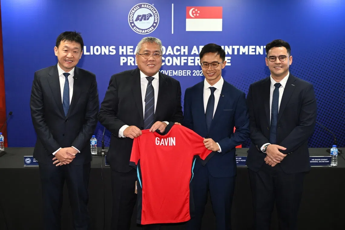 ‘லயன்ஸ்’ நிரந்தரத் தலைமைப் பயிற்றுவிப்பாளராகக் கேவின் லீ