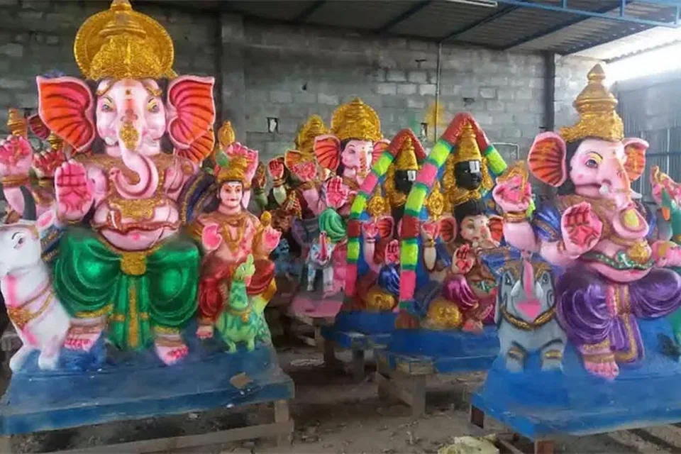 விநாயகர் சிலைகள்.