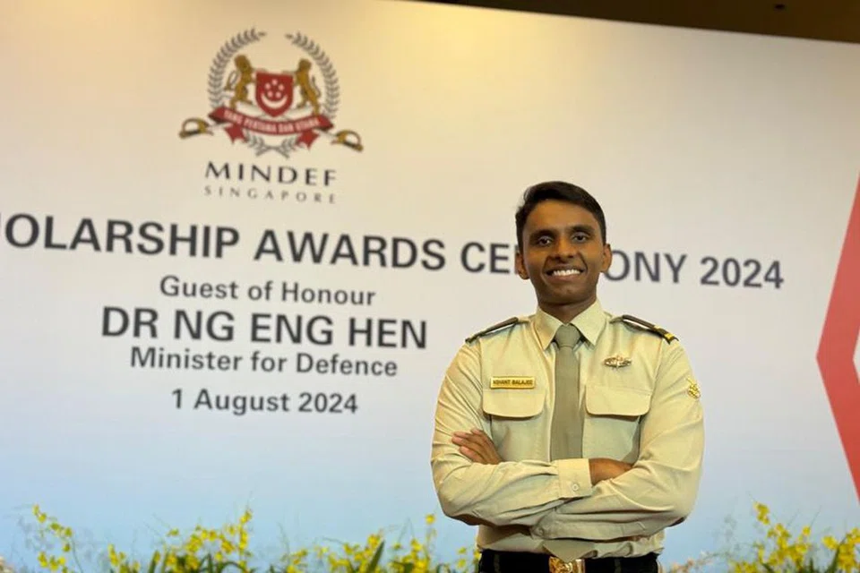 தேசிய பல்கலைக்கழகத்தில் பயிலும் இரண்டாம் லெஃப்டினென்ட் நிஷாந்த் பாலாஜி.