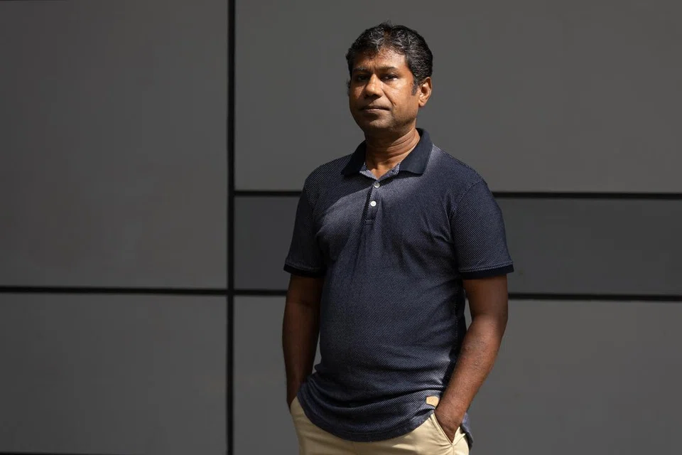 இந்திய ஊழியர்களுக்கு சிங்கப்பூரில் வேலை தருவதாகக் கூறி ஏமாற்றிய  சிங்கப்பூரர் அப்துல் ரஹீம் த/பெ லைலத்துல் சுல்தானில் அரிபீனுக்கு எதிராகக் காவல்துறையிலும் மனிதவள அமைச்சிலும் புகார் அளித்துள்ள வாஞ்சூர் மைதீன் செய்யது அப்தாஹீர், 56.