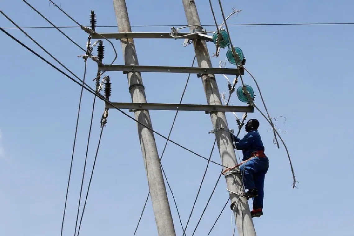 கென்யாவை உலுக்கிய மோசமான மின்தடை