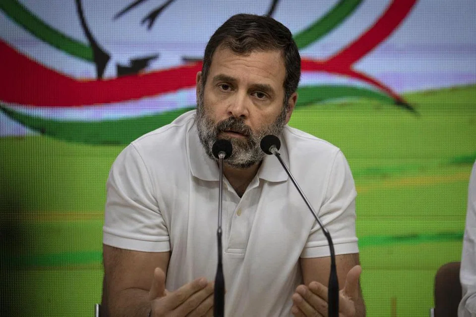 தேர்தல் பிரசாரத்தில் கூறப்பட்ட அவதூறு வார்த்தைகள், அரசியல் எதிரியை பற்றி குறிப்பிட்டது என்பதை புரிந்து கொள்ள வேண்டும். இது எந்த சமுதாயத்தினருக்கும் எதிரான கருத்து அல்ல என்று ராகுல் காந்தியின் மேல் முறையீட்டு மனுவில் குறிப்பிடப்பட்டிருந்தது.