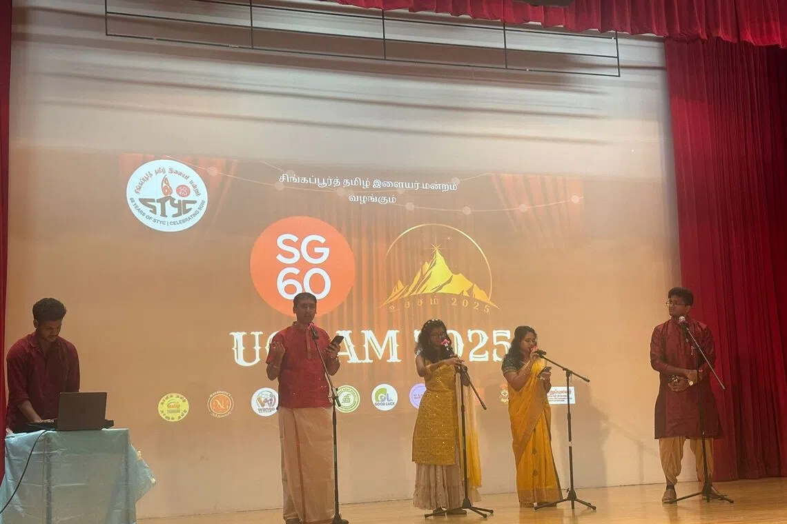 மேடையேறி ‘உச்சம்’ தொட்ட இளையர்கள் 