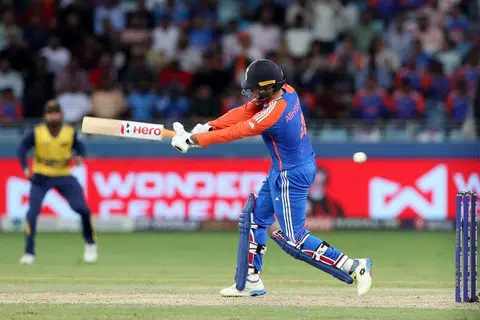 அபி‌ஷேக் ‌ஷர்மா.