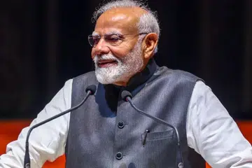 இந்தியப் பொருள்களுக்கு அமெரிக்க அதிபர் டோனல்ட் டிரம்ப் 50 விழுக்காடு வரி விதித்ததுள்ள நிலையில் இந்தியாவின் நிலைப்பாடு குறித்து மோடி டெல்லியில் பேசியுள்ளார்.
