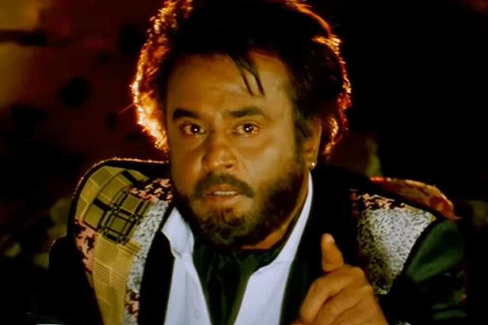 30 ஆண்டுகள் கடந்து திரையரங்குகளில் மீண்டும் திரையிடப்பட்டுள்ள ‘பாட்ஷா’ திரைப்படத்தை ரசிகர்கள் கொண்டாடித் தீர்த்து வருகின்றனர்.