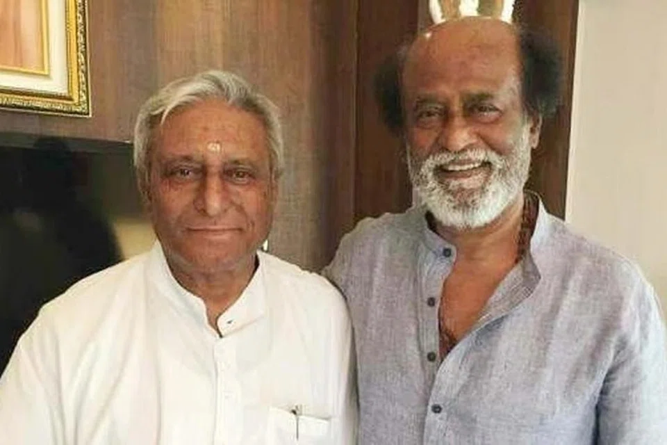 ரஜினியுடன் அவரது  சகோதரர் சத்யநாராயண ராவ்.