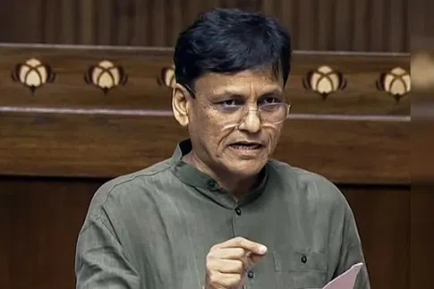 இந்தியா, பங்ளாதேஷ் எல்லையில் 1,104 ஊடுருவல் முயற்சிகள்: 2,500 பேர் கைது