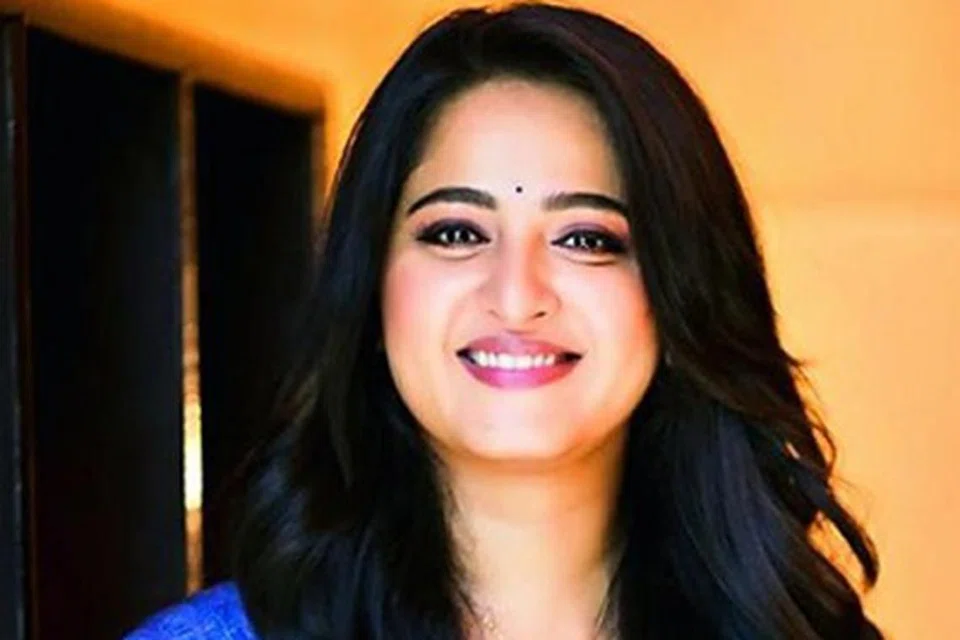அனுஷ்கா.