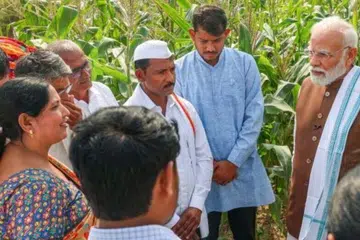 இந்திய வேளாண் ஆய்வு நிலையத்தில் கூடியிருந்த விவசாயிகள் மற்றும் அதிகாரிகள் முன்னிலையில் பிரதமர் மோடி பேசினார்.