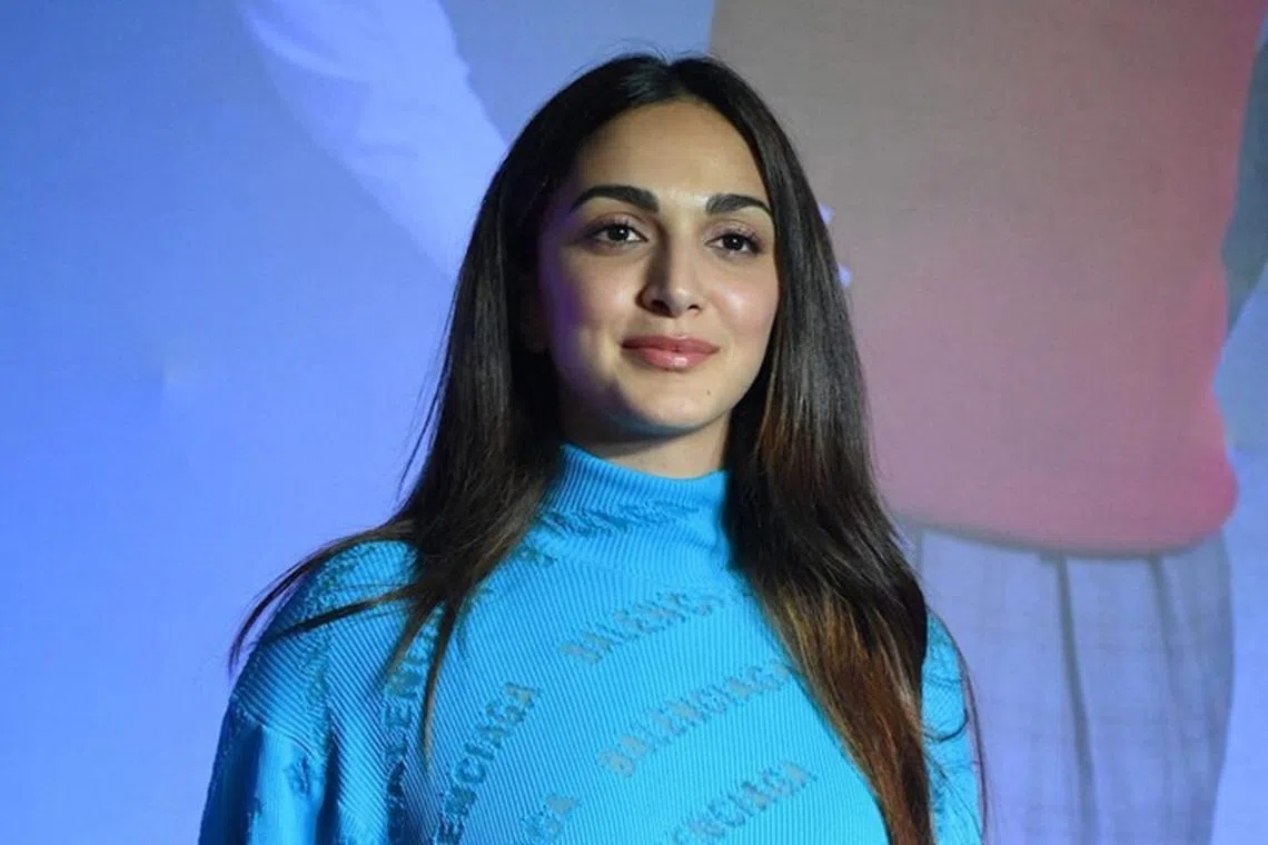 கவர்ச்சிக் காட்சிகள் நீக்கம்: கியாரா கோபம்