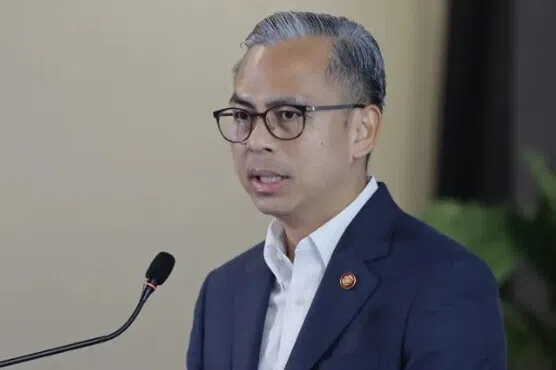 மலேசியக் குழந்தைகளுக்கு சமூக ஊடகத் தடை; பதின்ம வயதினருக்குக் கட்டுப்பாடு