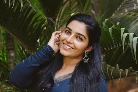 ரஜிஷா விஜயன்.