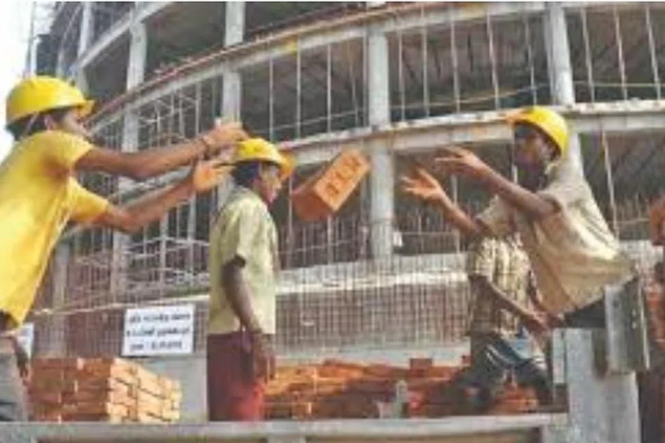 கட்டுமானப் பொருள் விலை உயர்வைத் தடுக்க கோரிக்கை விடுக்கப்பட்டுள்ளது.