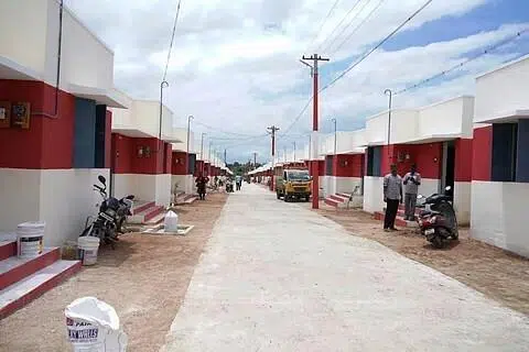 திண்டுக்கல் மாவட்டம், தோட்டனூத்துப் பகுதியில் உள்ள இலங்கை அகதிகள் மறுவாழ்வு மையம்.