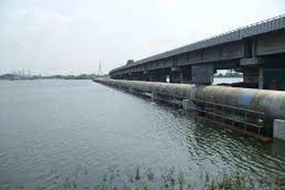 போரூரில் கடல் நீரை குடிநீராக்கும் நிலையம் அமையவுள்ளது.