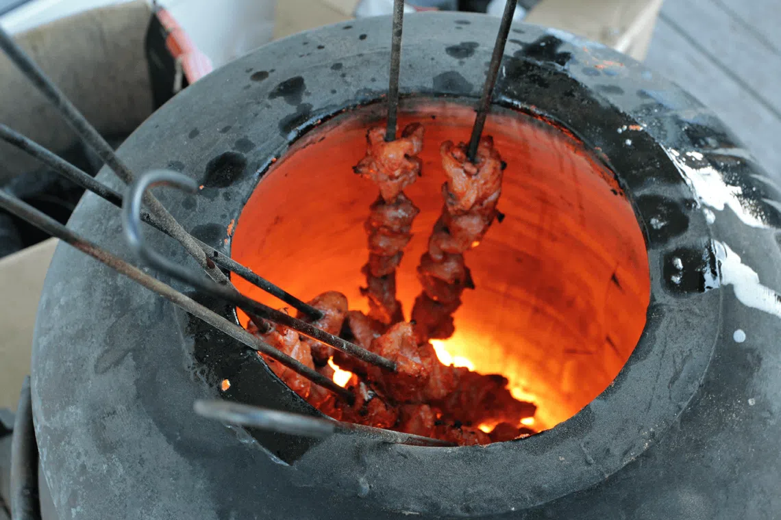 டெல்லி அரசின் அதிரடி உத்தரவு: அதிர்ச்சியில் அசைவ பிரியர்கள்