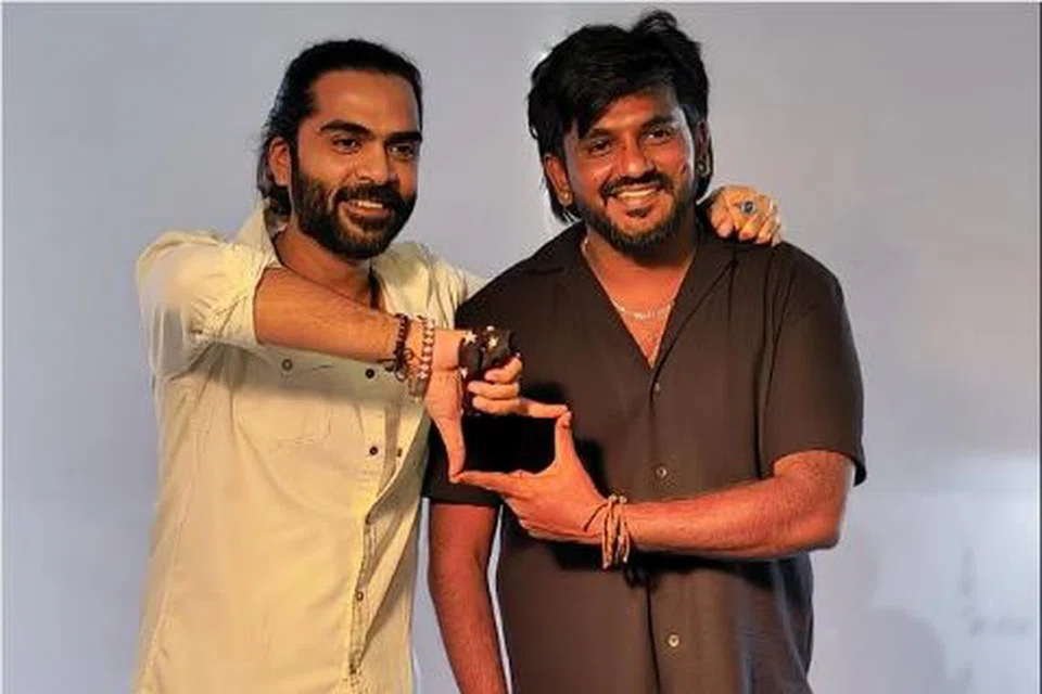 சிம்புவுடன் இயக்குநர் அஸ்வத் மாரிமுத்து.