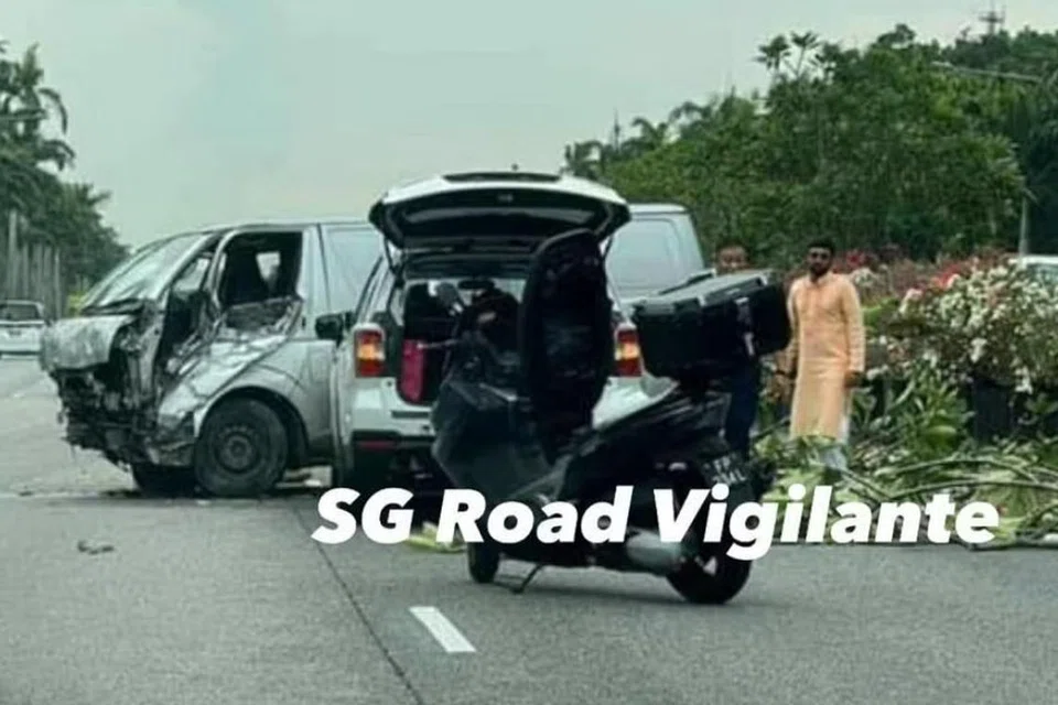 நவம்பர் 10ஆம் தேதியன்று இந்த விபத்து ஈஸ்ட் கோஸ்ட் விரைவுச்சாலையில் நிகழ்ந்தது. 