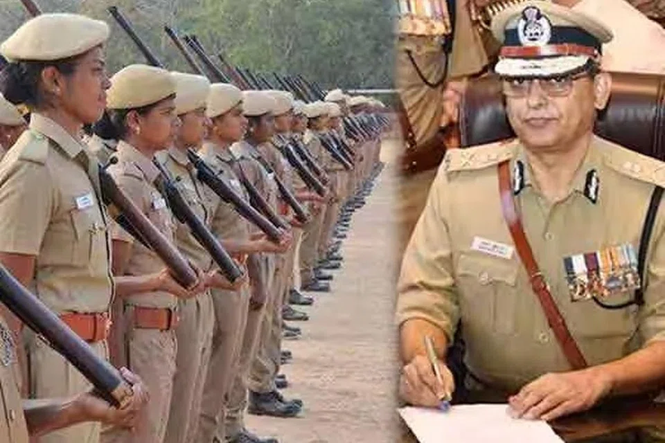 காவலர்கள் அணிவகுப்பில் பேசிய காவல் ஆய்வாளர் சங்கர் ஜிவால்.