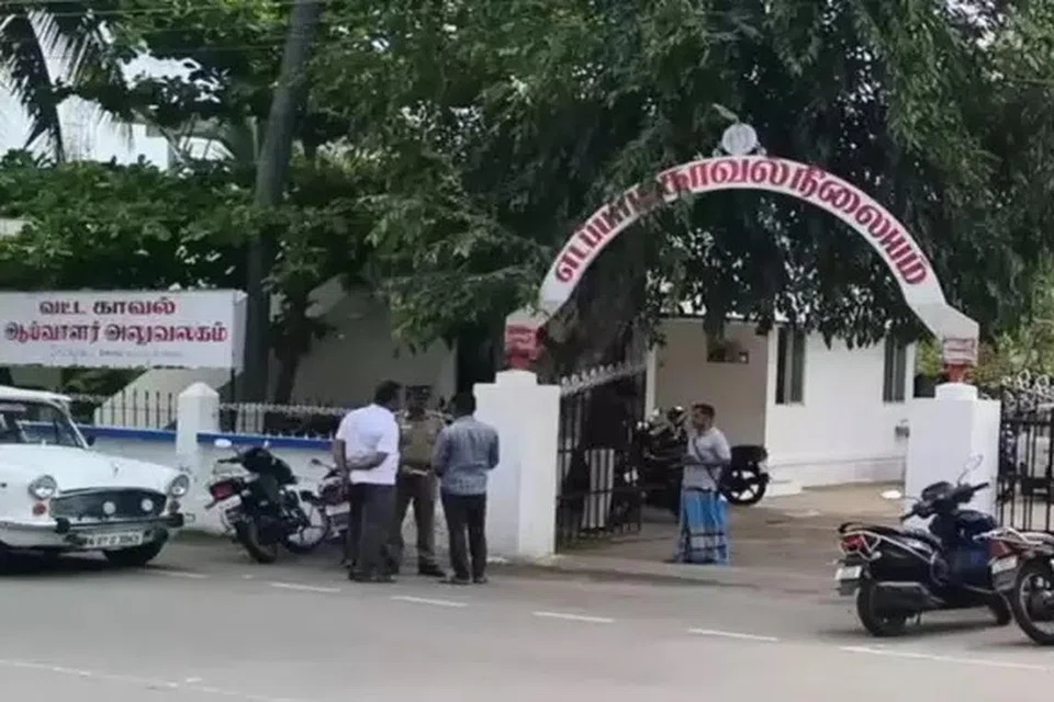 சேலம் மாவட்டத்திலுள்ள எடப்பாடி காவல் நிலையம்.