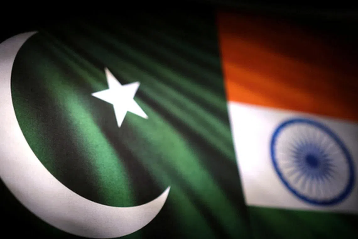 அனைத்து பாகிஸ்தான் இறக்குமதிகளுக்கும் இந்தியா தடை