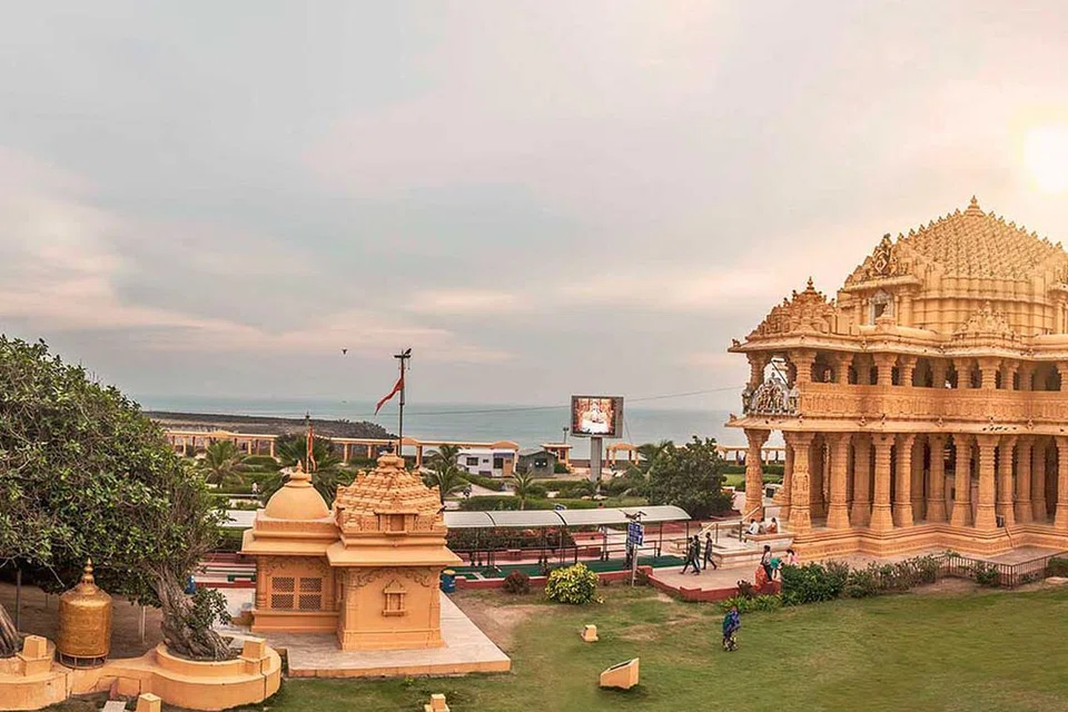 குஜராத் சோமநாதர் ஆலயம். படம்: ஊடகம்